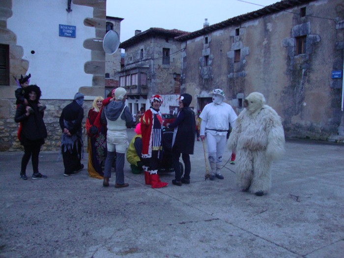 Ihabarren hartza askatu dute - 23