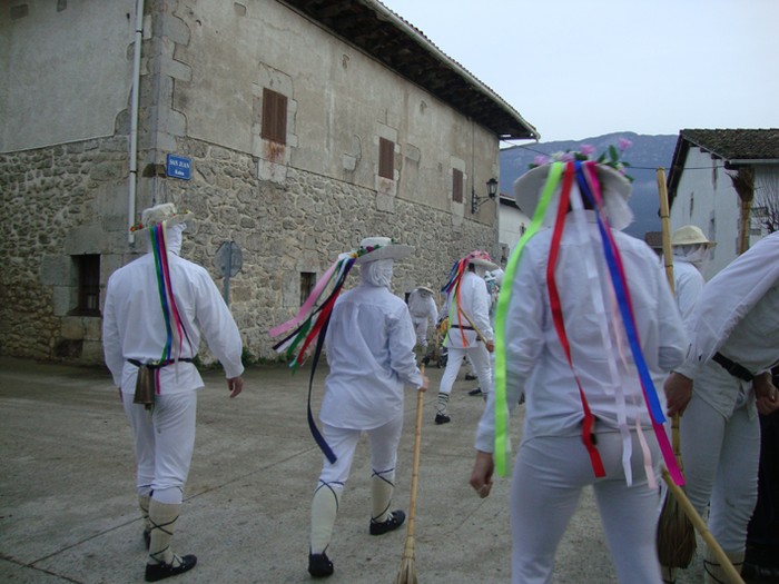 Ihabarren hartza askatu dute - 33