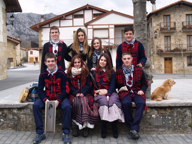 Ziordiko kintoek bikain ospatu dute bere festa - 2