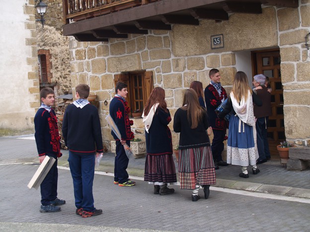 Ziordiko kintoek bikain ospatu dute bere festa - 10