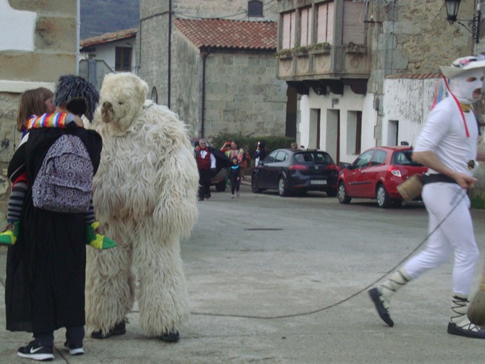 Ihabarren hartza askatu dute - 39