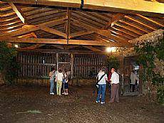 San Joan ermita bere egunerako prest