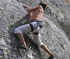 Julen Alonso Euskadiko Boulder Txapelketako txapelduna