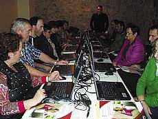 Informatika ikastaroa, estreinakoz
