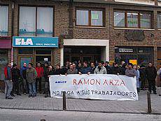Kobratzeko eskatuz, protestak Arfen