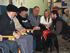 Txakurrak terapiarako bide