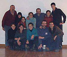 Ihabarko Antzerki Tailerra taula gainera