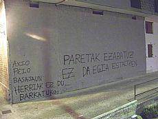 Gobernu ordezkaritzak pintada gehiago borratzeko eskaera egin du