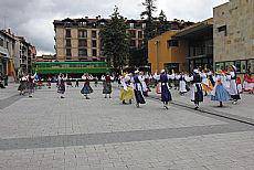 Dantzari txikien ikuskizun handia
