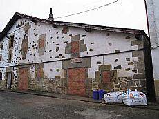 Gaztetxea hormaz itxita