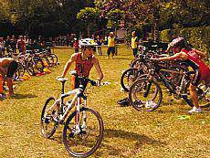 Bi Urko Deba Itziar Xtreme Triatloian