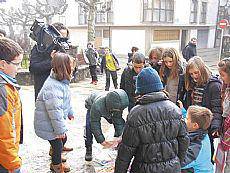 Ikastolek liburuak askatu zituzten