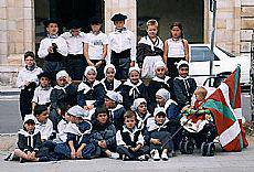 Etorkizunaren dantzari txiki eguna