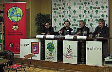 Aste bat atzeratu da Oinez Basoaren landaketa