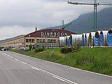 Dinescon ez da lekualdatuko