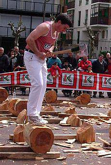 Asteburuan hasiko da lehia