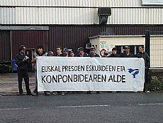 Eguerdiko mobilizazioa debekatuta Herriraren aldeko beste deialdietan parte hartzeko deia