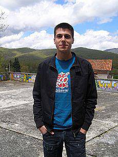 Saharari kantatuz Pello Reparaz Tindufera