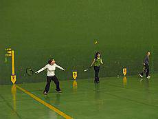 Nesken frontenis txapelketa Olaztin