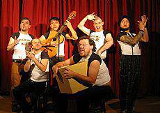 Eta zuekin guztiekin... Bigotes Band!