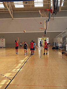 Sakanako I. Saskibaloi Topaketak abian