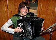Leire Aiestaran; izar musikari gaztea. 