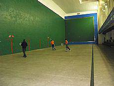 Mutilen frontenis txapelketan izena emateko aukera