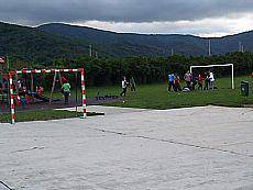 Ikasturte akaberako festa Zelandin