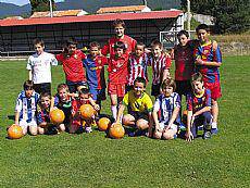 25 haur futbol campusean