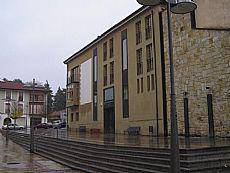 Ez udalik, ez idazkaririk