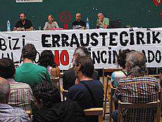 Altsasu porlandegietan hondakinak erraustearen kontra dauden plataformen bilgune