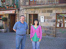 Turismo bulegoak zabalik