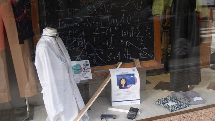 Emakume zientzialarien Altsasuko erakusleihoak