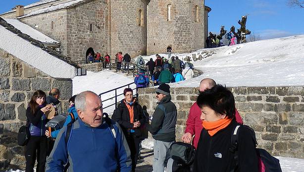 Goazen mendizaleak, Aralarrera…