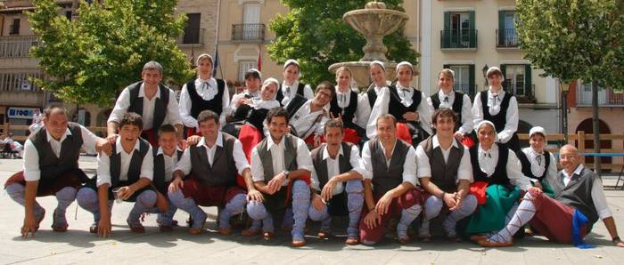 Nora ezean, dantza ikuskizuna 