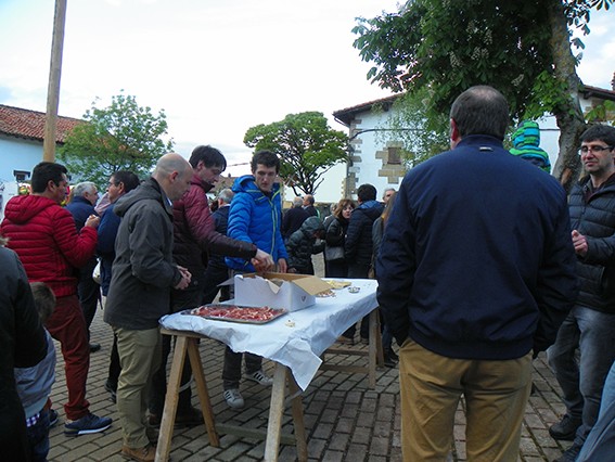 Bost festa egun aurretik