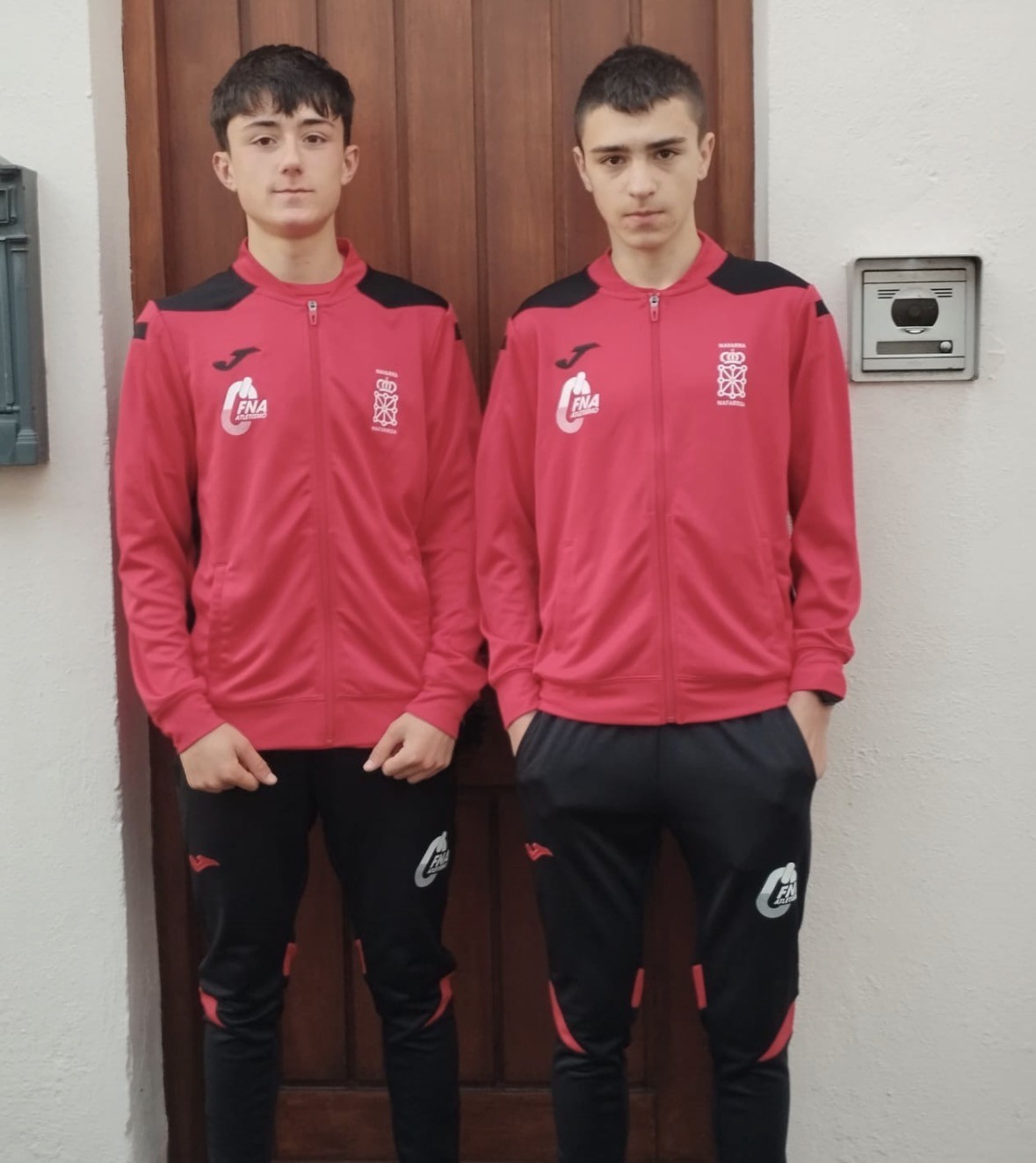 Entrenatzaileek Oihan Aldaz eta Ekhi Guirado "primeran" ikusi dituzte