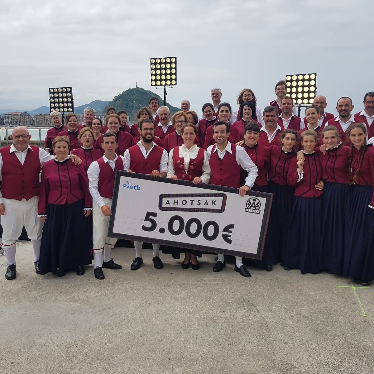 Etxarri Aranazko Abesbatzak irabazi du 'Ahotsak' saioa