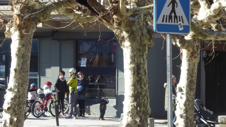 Katalogoa, haurrei euskara oparitzeko laguntza eskura