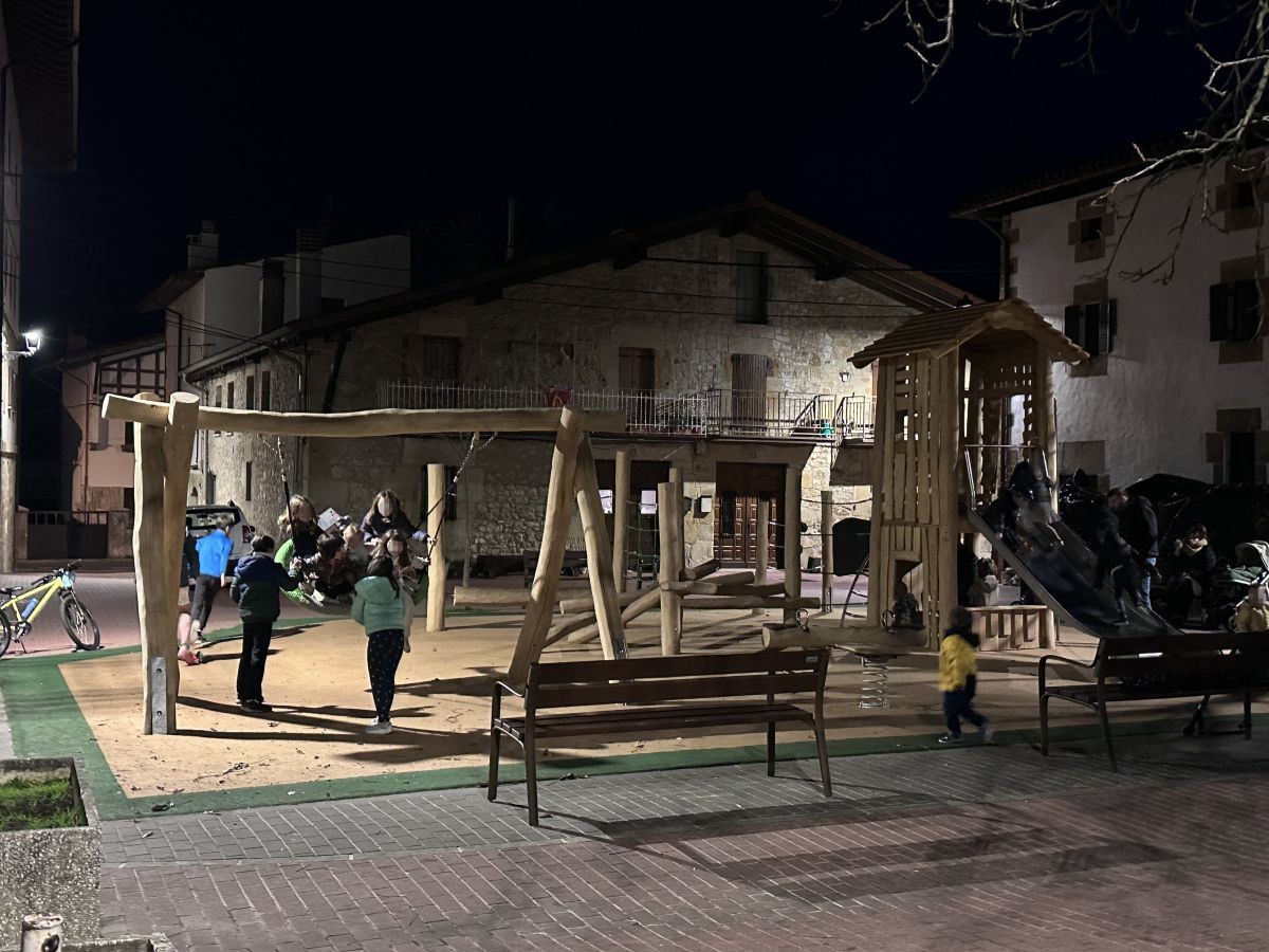 Iturmendik jolas parke berria du