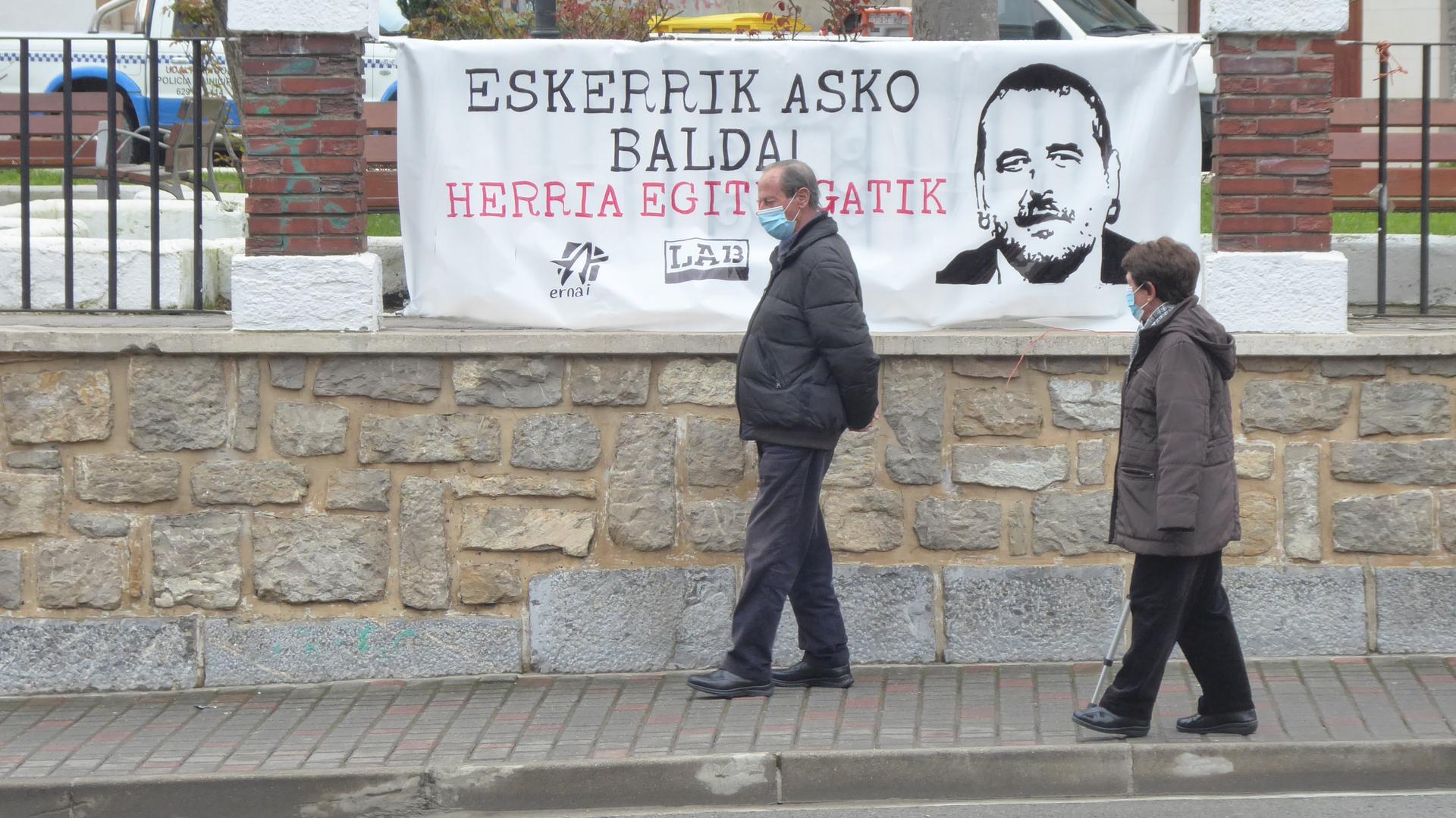 Balda omenduko dute
