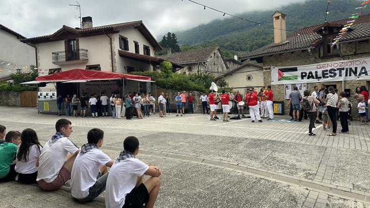 Bost egun festa Bakaikun