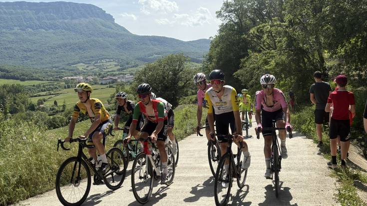 Txirrindularitza eta Areto futbola