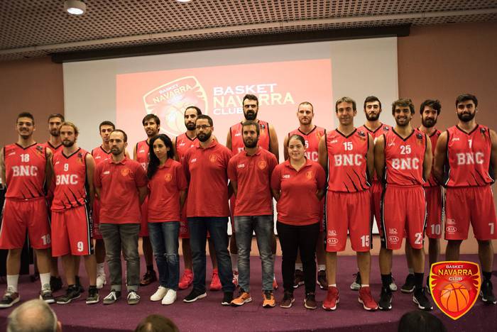 Iraolaren Basket Navarra taldearen aurkezpena