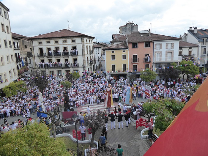 2019ko Altsasuko festetako irudia bilatzeko lehiaketa