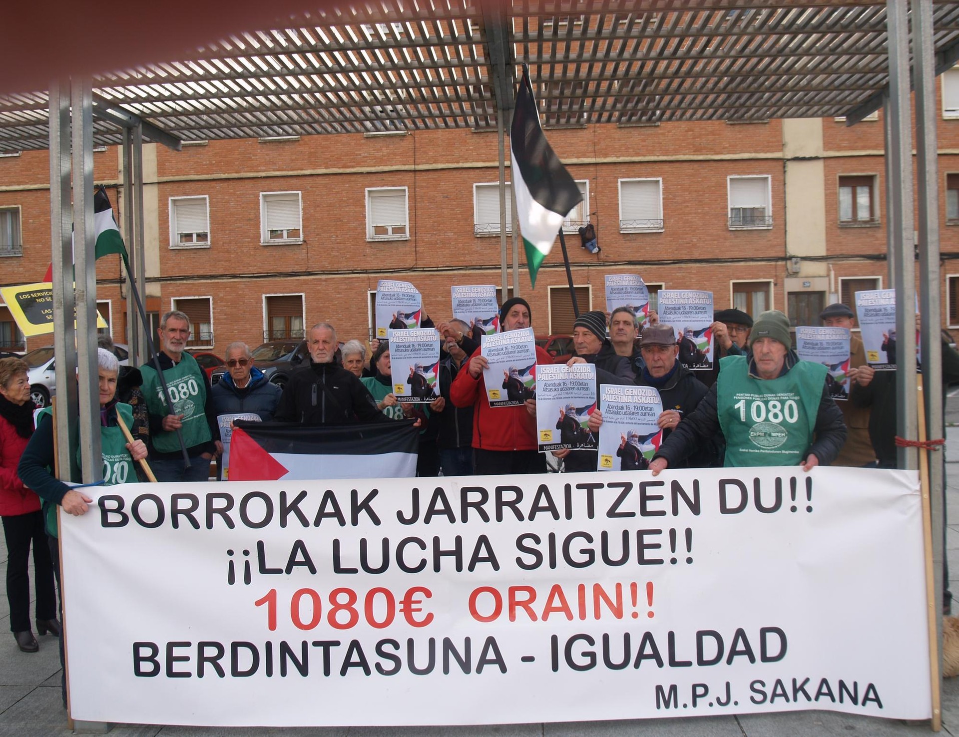 Pentsiodunen mugimenduak Iruñeko manifestazioan parte hartzera deitu du