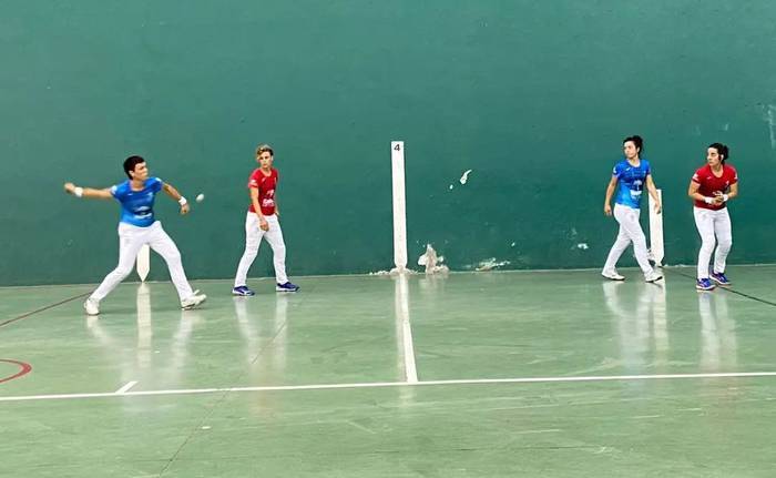 Pilota jaialdia, Irurtzunen