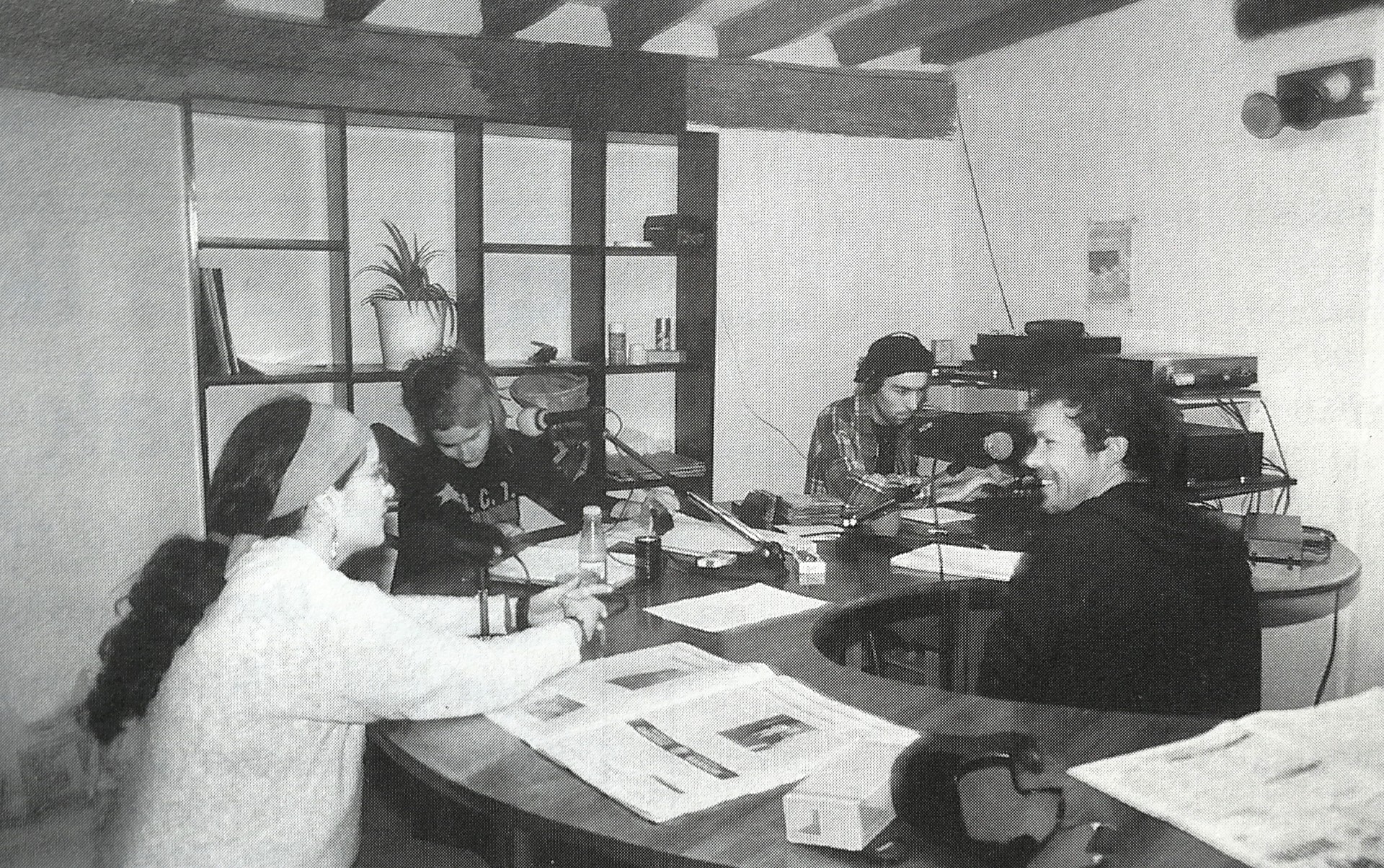 Garraxi Irratia emititzen