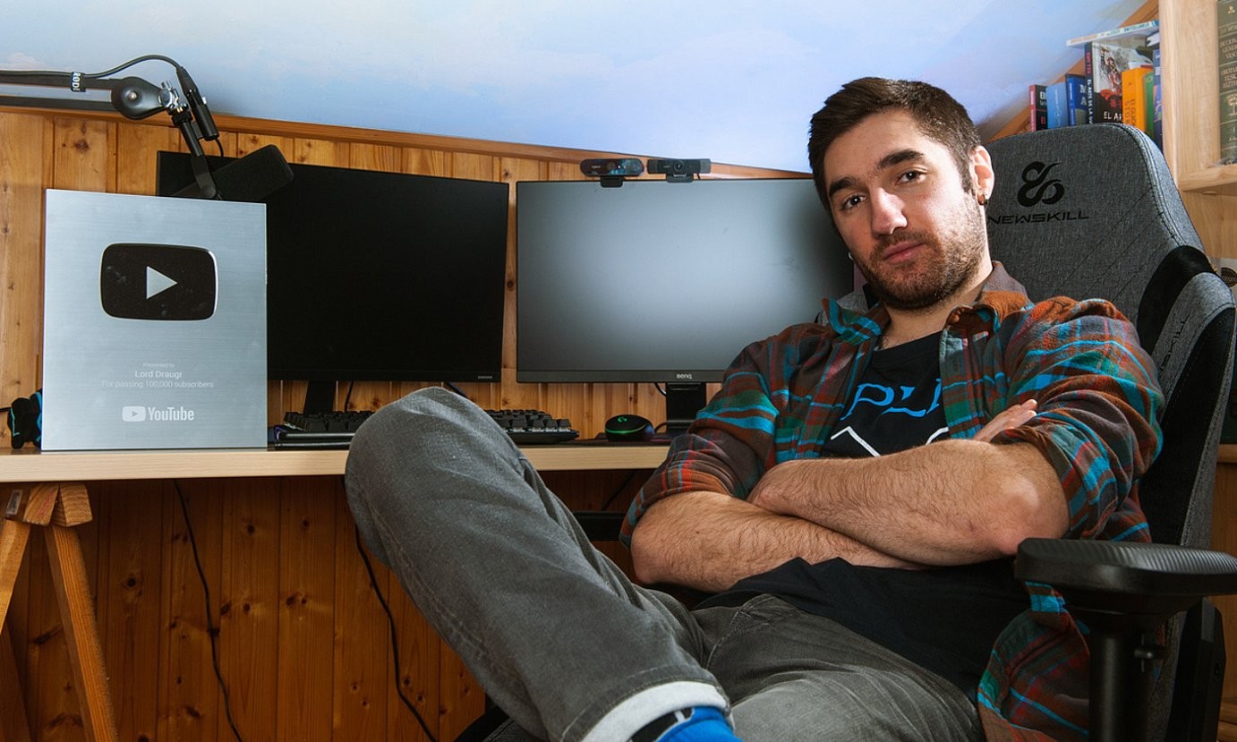 Lord Draugrek elkarrizketa saioa mustuko du Twitch plataforman