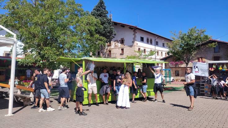 Bost festa egun Iturmendin